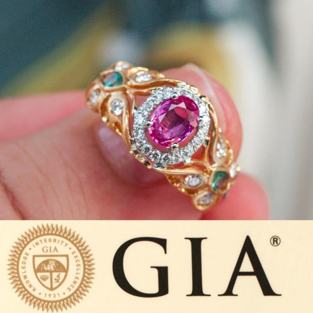 Unheated Natural Pink Sapphire Alexandrite Diamond 18k Gold Ring